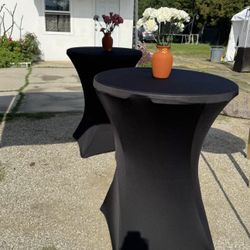 Cocktail Table 