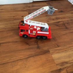 Fire Engine/Ladder Truck Toy Vehicle with 4 light and sound modes