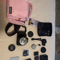 Canon EOS Rebel T5 DSLR Camera Bundle – Like New