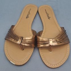 Metallic Charming Charlie, Womens Ladies Sandals Flats Summer Shoes, Size 6