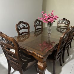 Dining Table Set