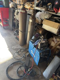Miller Syncrowave 180SD Tig Weld Setup ( Full Start Up Kit) Tank, Helmet, Rods, Table.