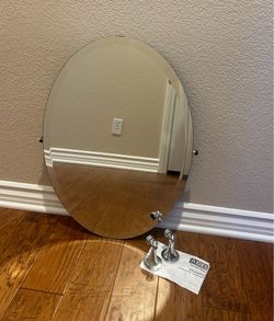 DELTA BATHROOM MIRROR