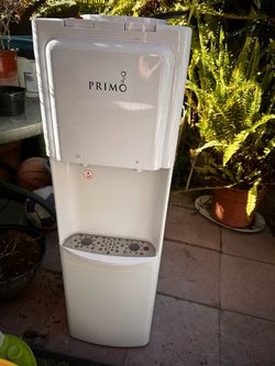 dispensador para agua frío y caliente 