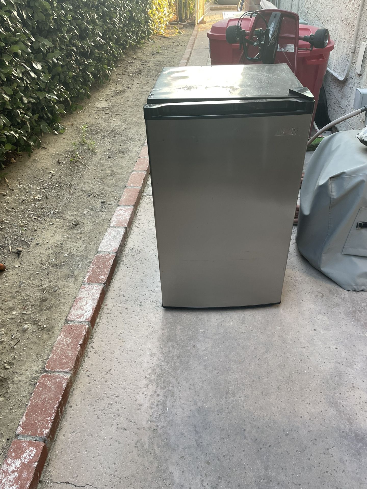 Mini Freezer Free