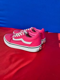 VANS Womens Pink Ward Classic Sneakers (Size 3.5)