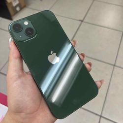 IPhone 13 128GB UNLOCKED 