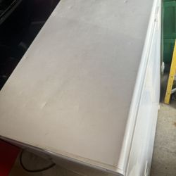 GE 7.0 Cubic Foot Chest Freezer
