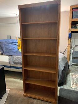 Free book shelf  ( or whatever else)—  PENDING)