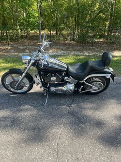 Harley Davidson Softail Deuce
