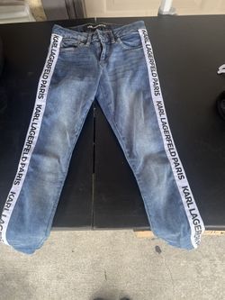 karl lagerfield size 2
