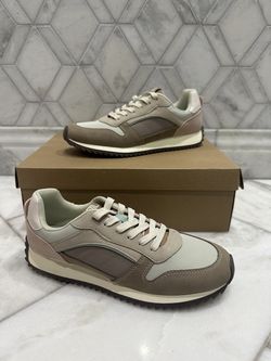 NEW Size 8 Steve Madden Kinkade Sneakers