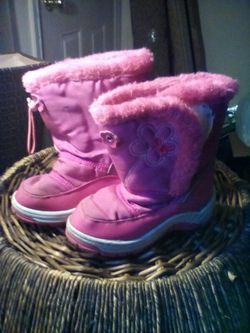 Snow boots worn but warm