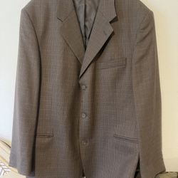 Men’s Suit Size 42