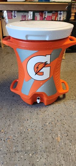 Large Gatorade Beverage Cooler 