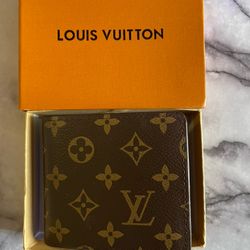 LV (Louis Vuttion ) Wallet