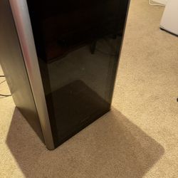 Frigidaire Wine Cooler 