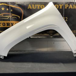 CHEVY COLORADO 2015-2022 LH FENDER OEM