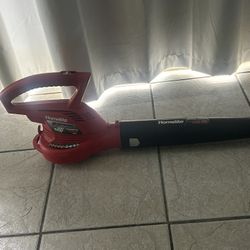 Homelite Electric Red Blower. 2 Speed 150 MPH 