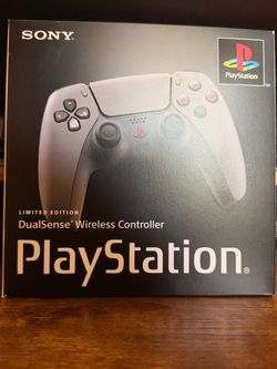 PS5 Controller 30th Anniversary