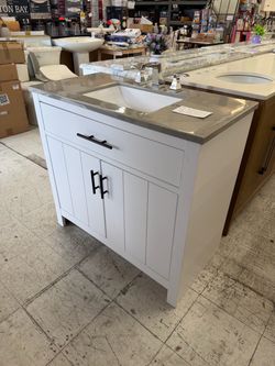 Bathroom vanity with faucet 36”