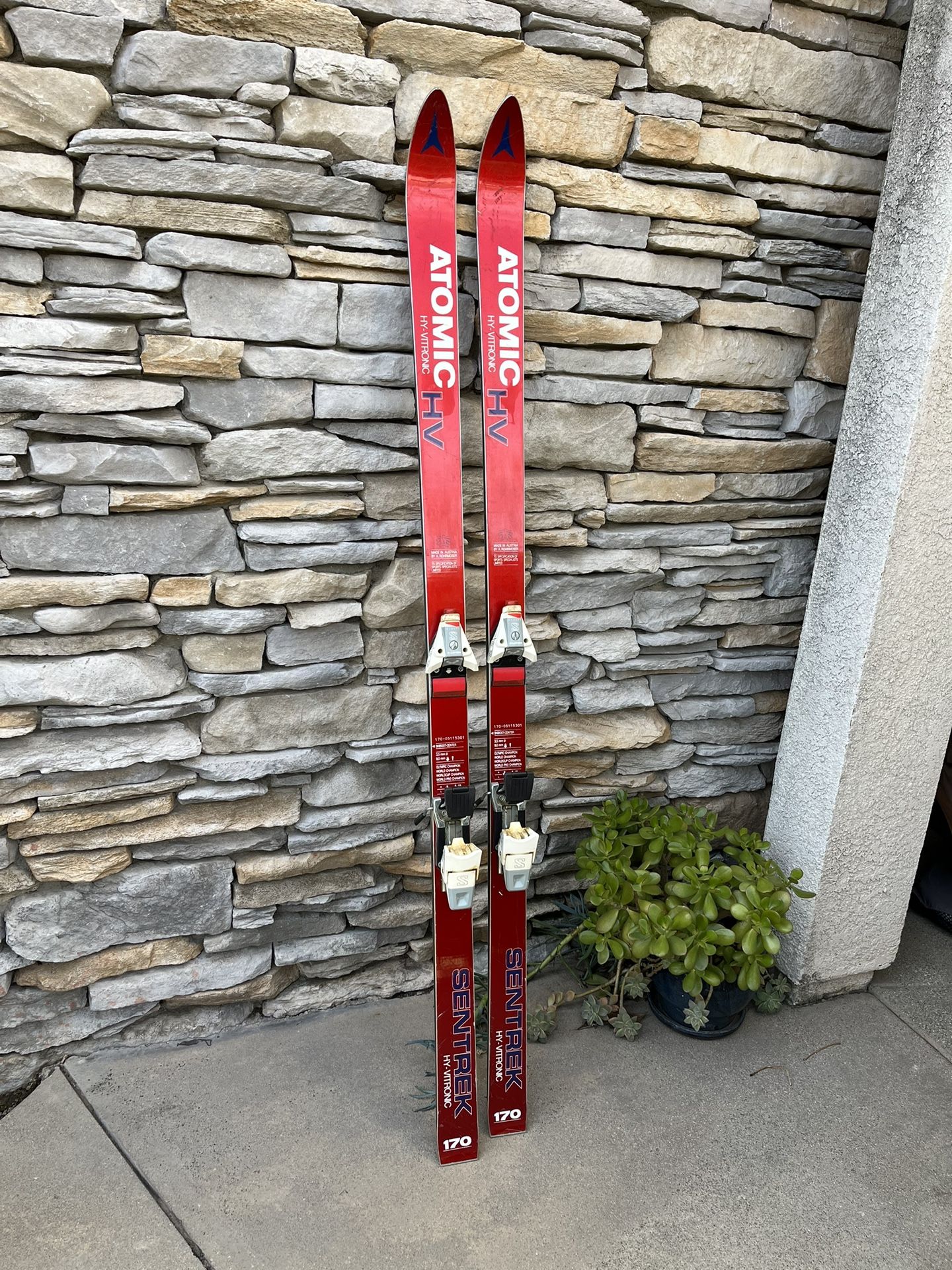 Atomic Sentrick Skis with Salomon Bindings