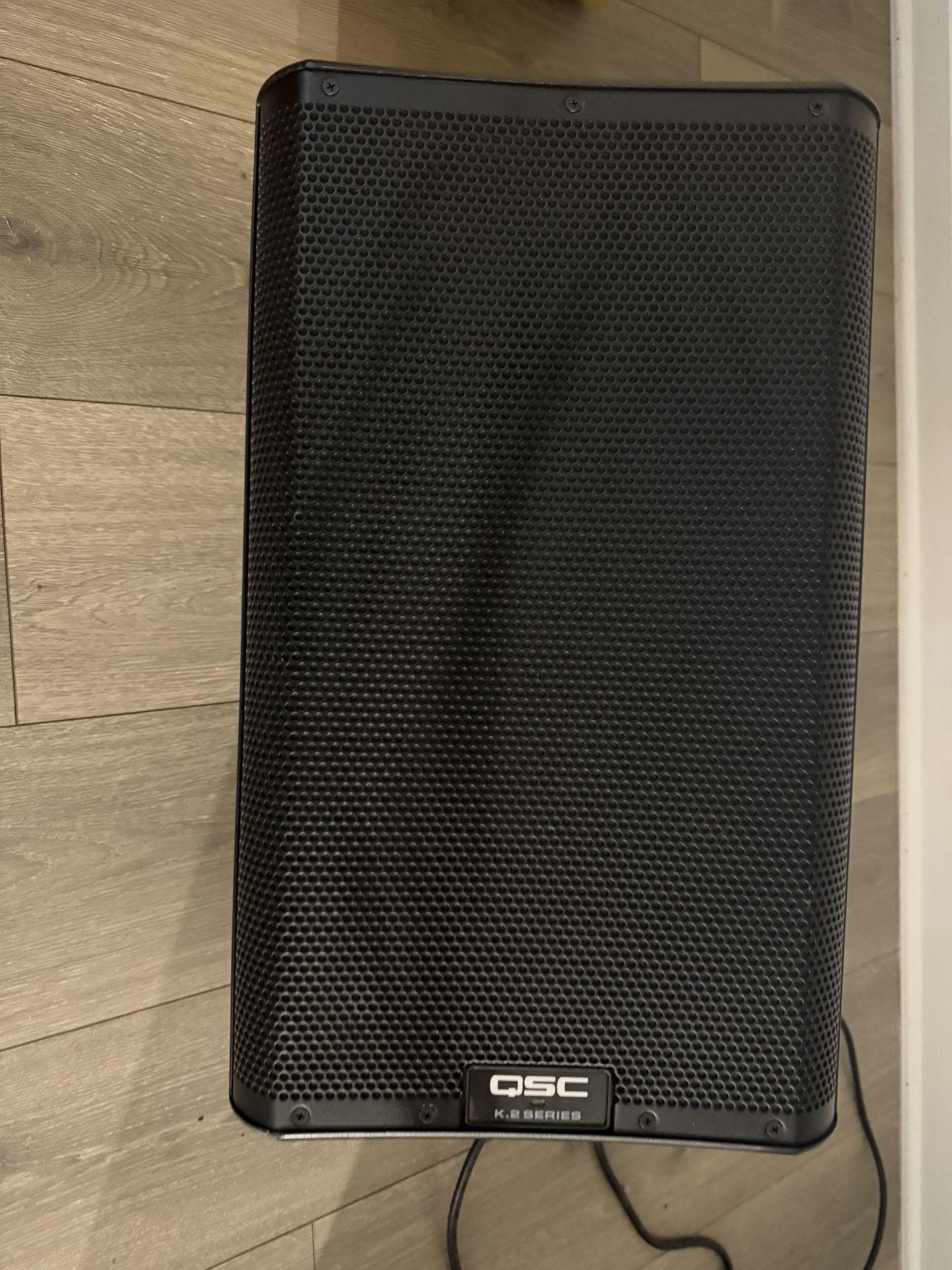 β QSC K10.2 β 2000W Active Loudspeaker β Excellent Condition!
