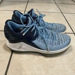 Air Jordan 32 Low Boys' Shoes