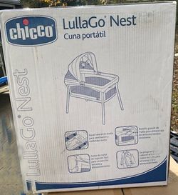 New, Price Firm, Chicco Lullago Nest Portable Bassinet
