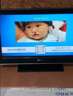 32 inches   TV  Sony