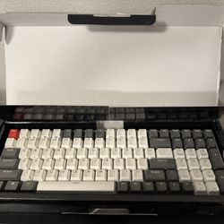 Royal Kludge Wireless 100-Key Keyboard