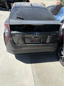 Prius tail gate hatch for sale , charcoal grey