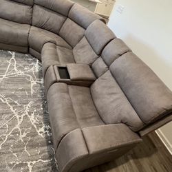 Cheers Light Brown Leather 6 Piece Power Reclining Sectional