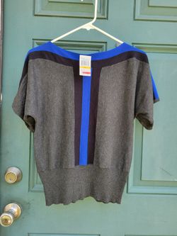 Cable & Gauge Women’s Small Colorblock Knit Top Gray Black Cobalt NWT