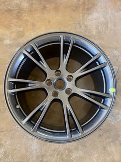 Tesla model Y rim 19