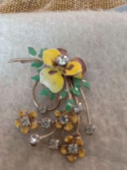 Vintage Enamel Floral Brooch Pin