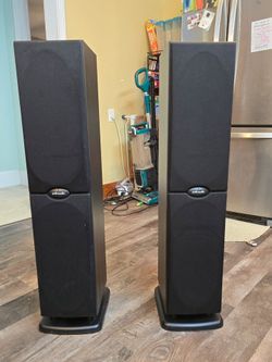 Polk Audio RT600i Floorstanding Speakers – Pair