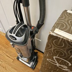 New Cond SHARK VACUUM  , ATTACHMENT 