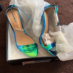 Holographic Liliana Heels