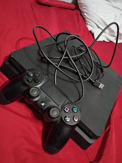 PS4/controller/charger