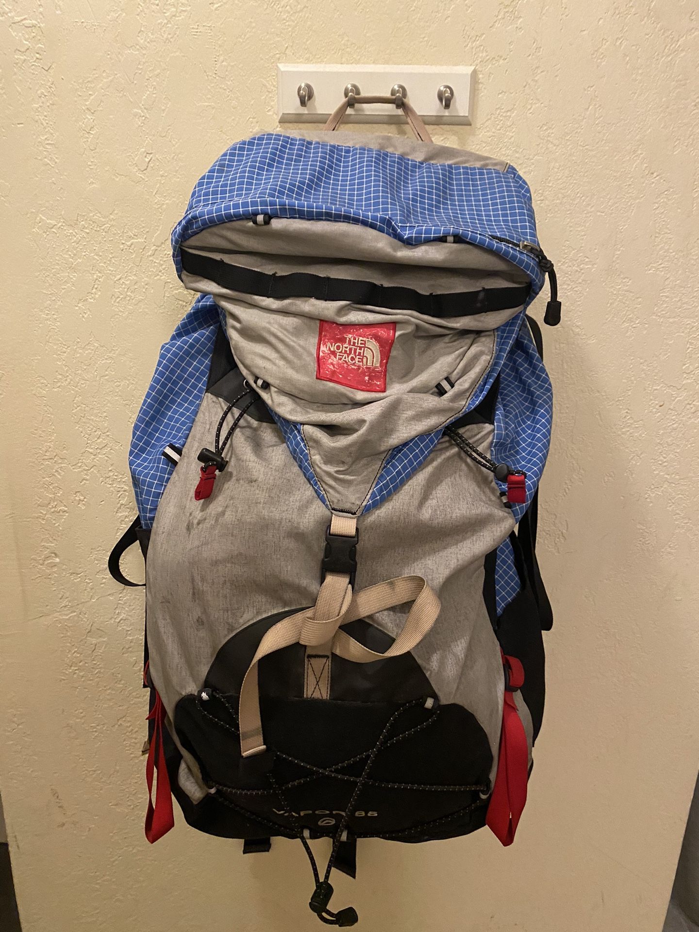 north face backpack women's macys The North Face Women's Recon Luxe Backpack, TNF Black-Burnt