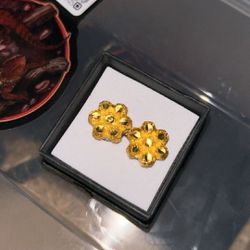 24K Gold Cluster Earrings 