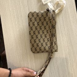 Michael Kors belt bag ( brand new)