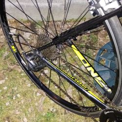 Bike FUJI En Verru Good Condition New Tieres 