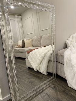 Vanity Rhinestone Mirror 