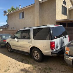 2001 Ford Expedition Triton