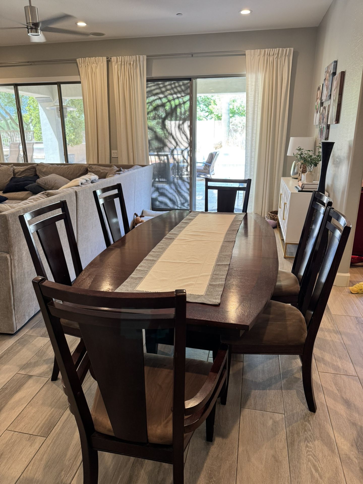 Dining Room Table And 6 Chairs