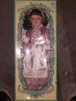 La Cherie Porcelain Dolls In Boxes
