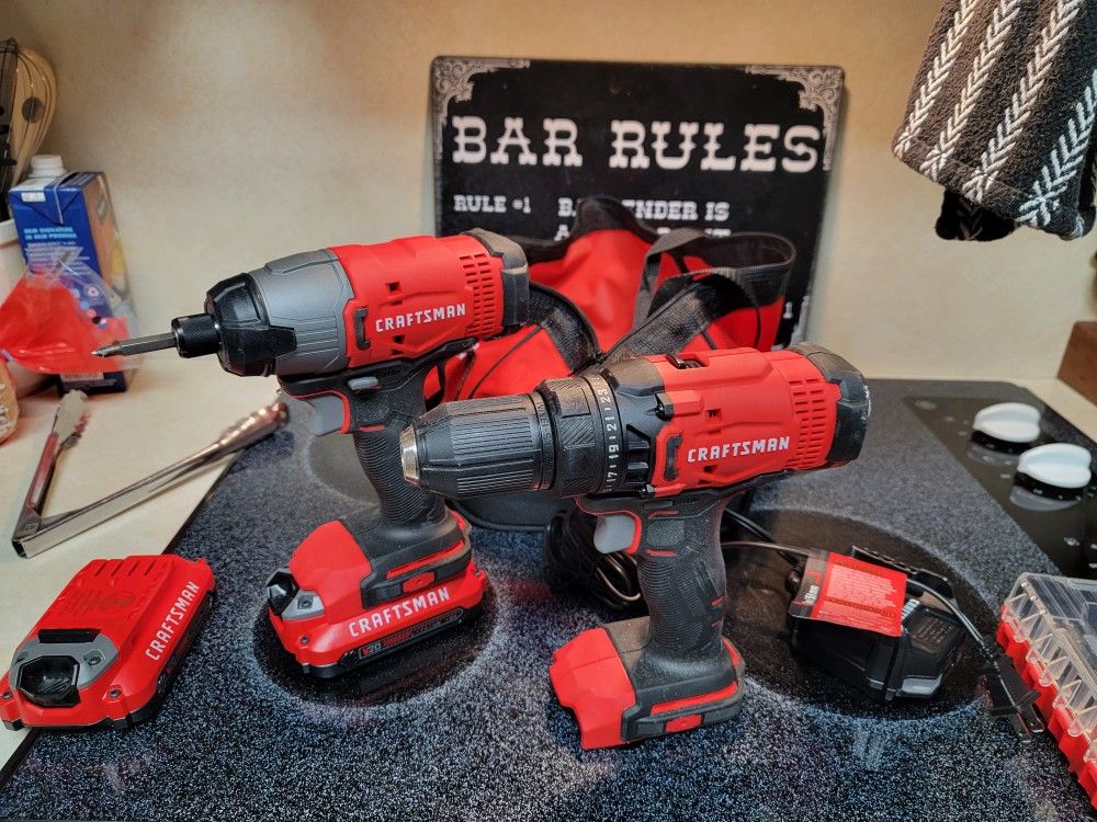 Craftsman V20 Cordless Drill And Driver Set