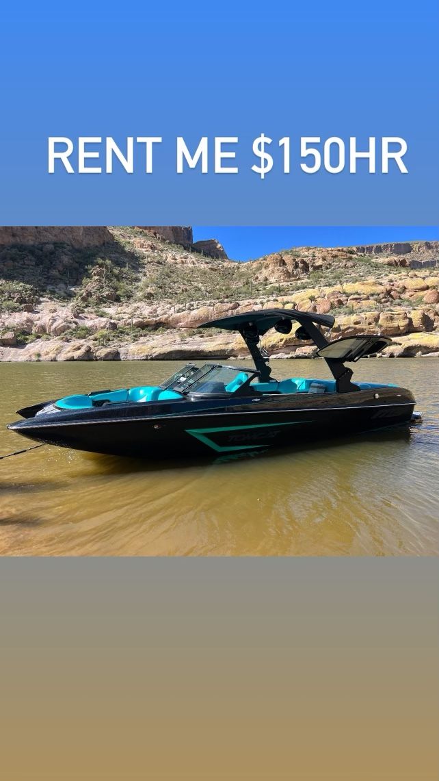 Wake Boat